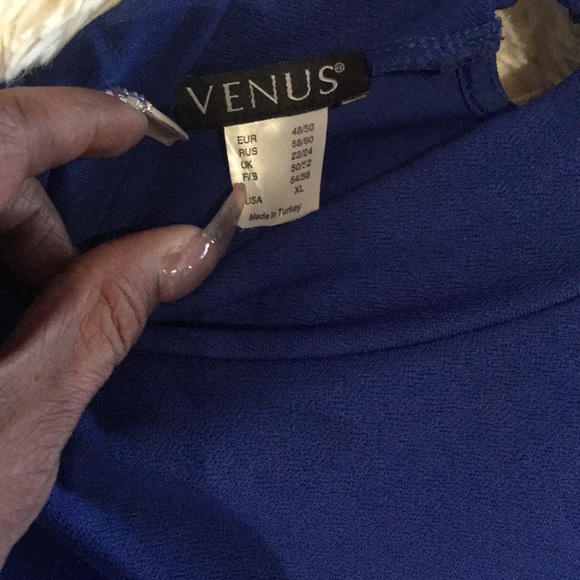 Dress - Picture 5 of 5